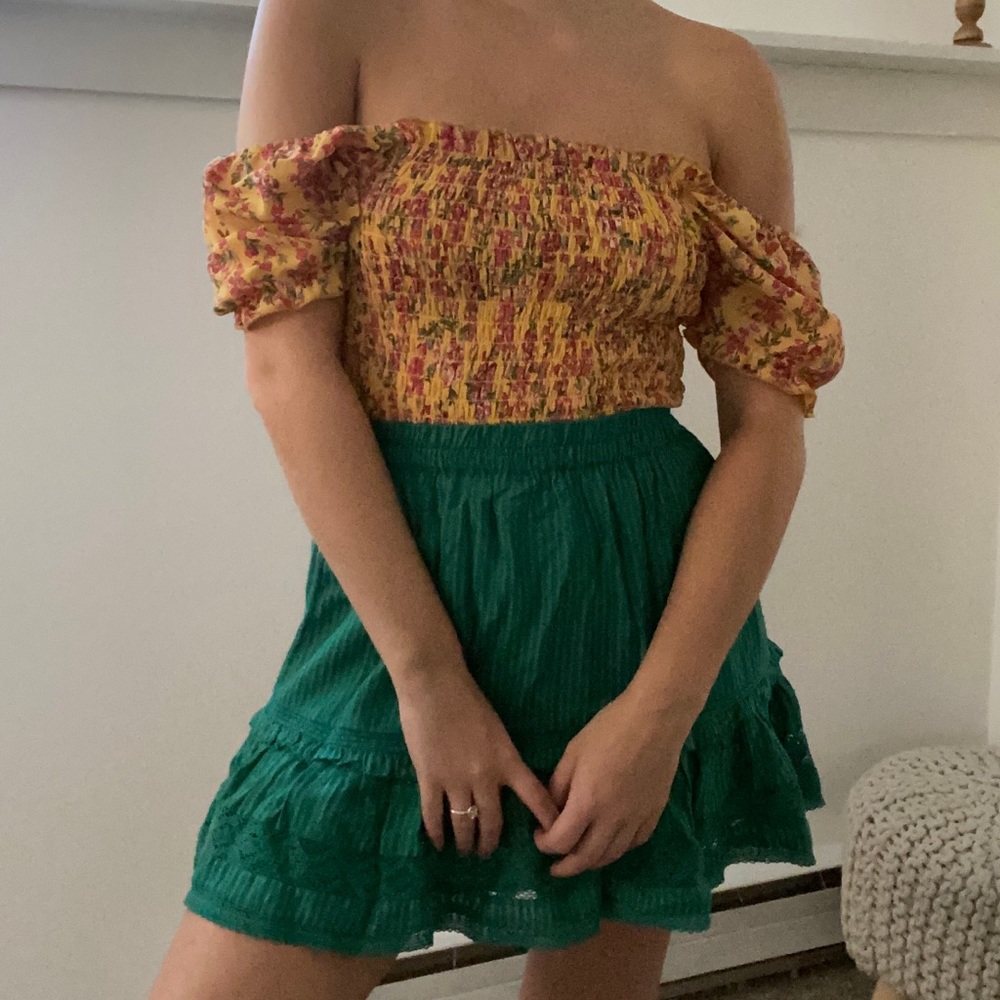 Puff sleeve top